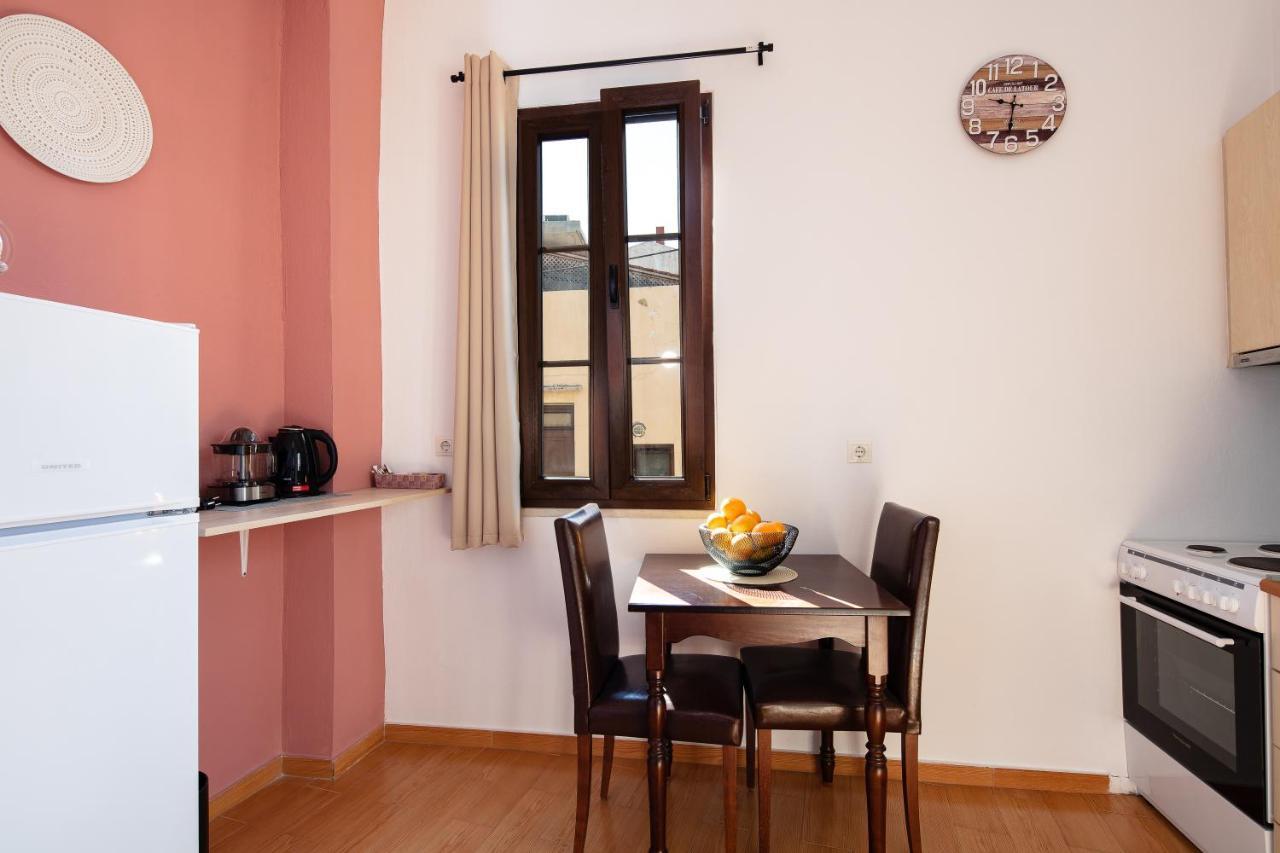 Two Floor Apartment Old Town 罗希姆诺 外观 照片